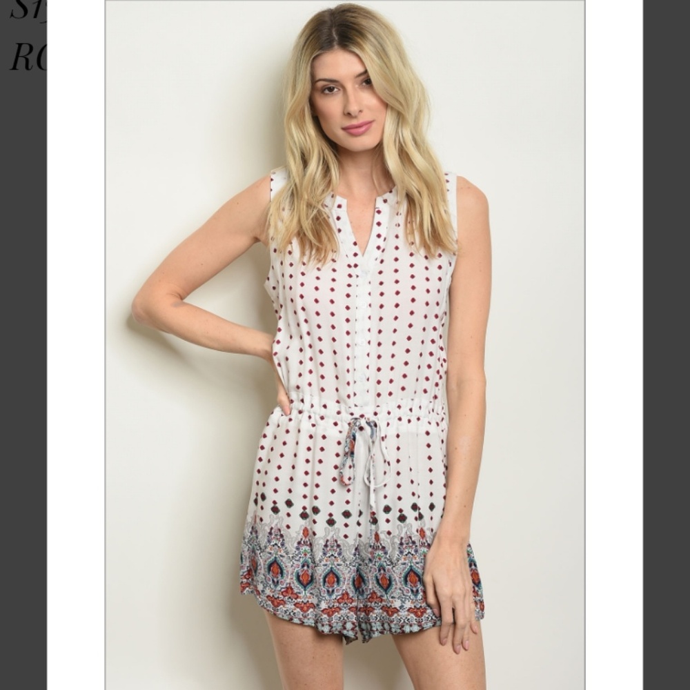 New Off white & Wine Romper!